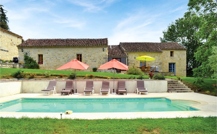 Stunning home in Bon Encontre 1