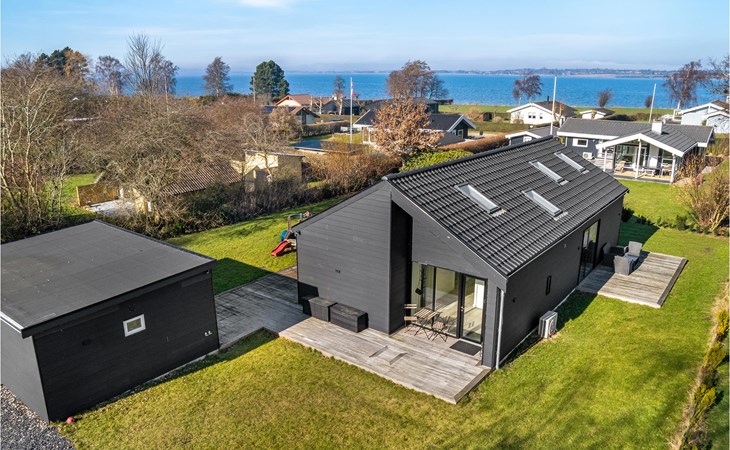 Lovely home in Stubbekøbing with WiFi 1