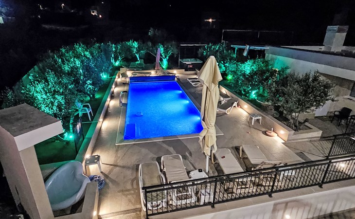 Villa Rimac in Kastel Stafilic mit Garten, Grill 1