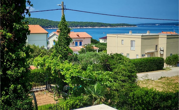 Gorgeous apartment in Barbat with house sea view 1