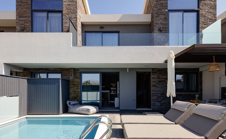 VillAgioi Villa II 2-BR Pool Villa, zu Fuß zum Strand 1