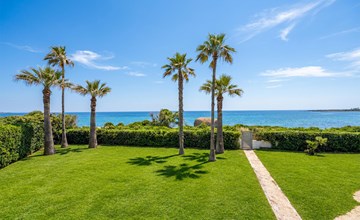 Gorgeous home in Arenella with house sea view 2