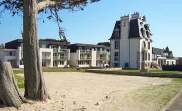 Domaine des Roches Jaunes (PLG401) 2