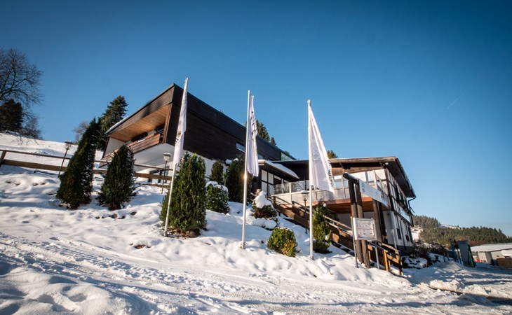 Apartment Am Eschenberg 3 an der Skipiste 1