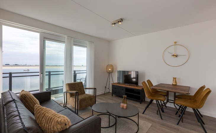 Waterfront holiday home - with 2 balconies | No. 22 - 4 Pers. | Vista Maris 1
