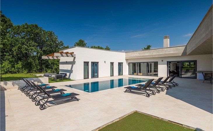 Villa Bateli 1
