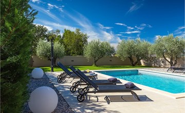 Villa Flora Abrega 3