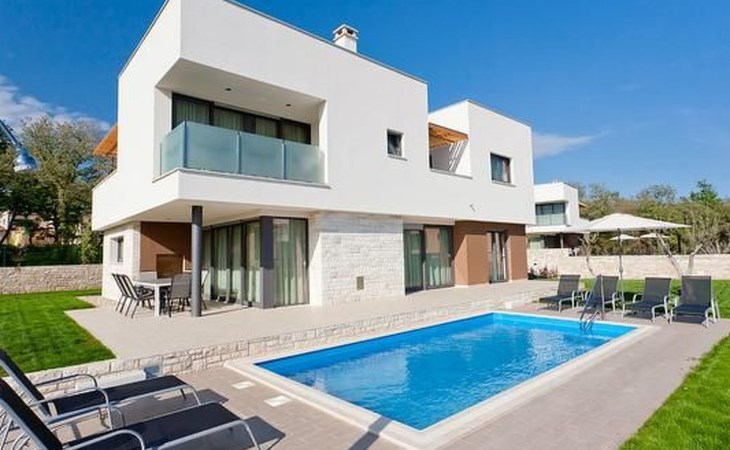 Designvilla mit Dachterrasse und Panoramablick 1