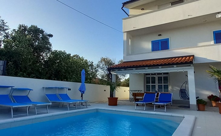 Villa Bianca - Ferienhaus mit privatem Pool 1