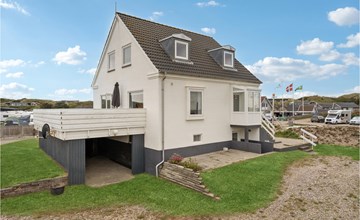 Lovely home in Hvide Sande with WiFi 3