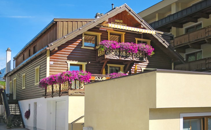 Elisabeth (SOE352) 1