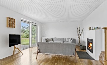 4 bedroom beach front home in Thyholm 3