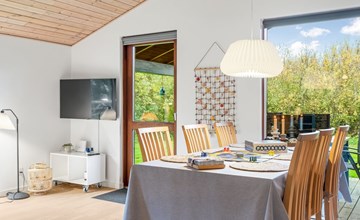 "Jaane" - 250m to the fjord 3