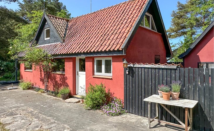 Amazing home in Aakirkeby with WiFi 1