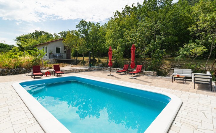 Lovely home in Omis 1