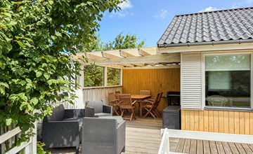 2 bedroom nice home in Dannemare 2