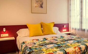 Medes Mar 4 mit Privatem Pool 2