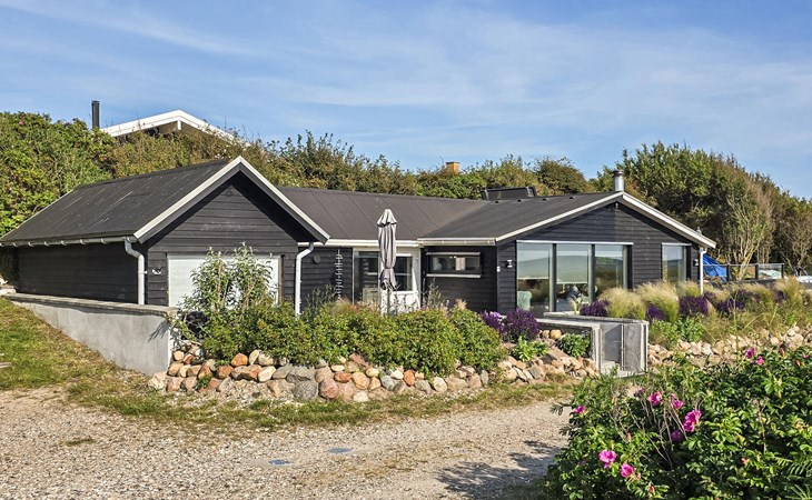 2 bedroom lovely home in Assens 1