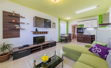 Nice apartment in Labin 3