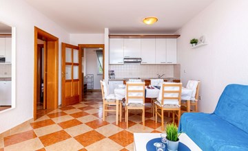 Wohnung mit Balkon und Meerblick 3