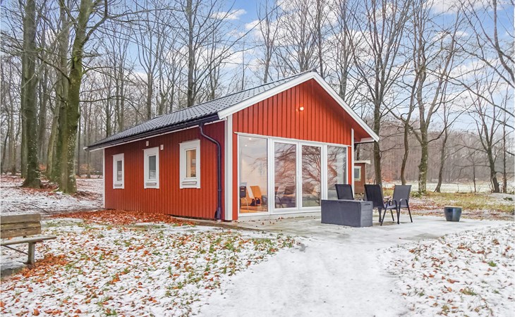 2 bedroom awesome home in Kvidinge 1