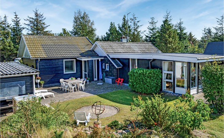 4 bedroom pet friendly home in Ebeltoft 1
