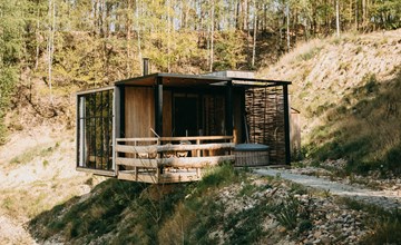Wassercabin mit Hot Tub 3