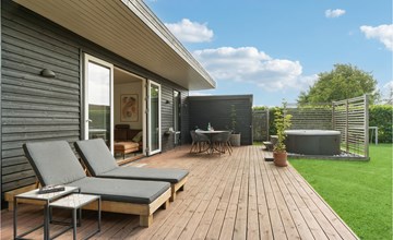 Awesome home in Grenaa with kitchen 2