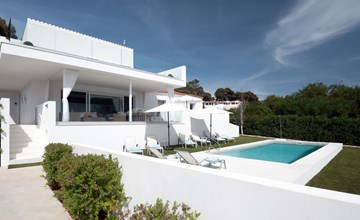 Villa Lucia mit Meerblick und Pool in Santo Tomas 2