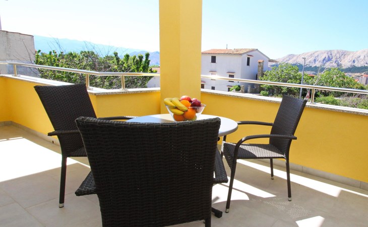 Modern eingerichtete Apartment für 4 Personen, Klimatisiert, freie Parkplatz un 1