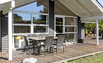 Gorgeous home in Humble with sauna 2