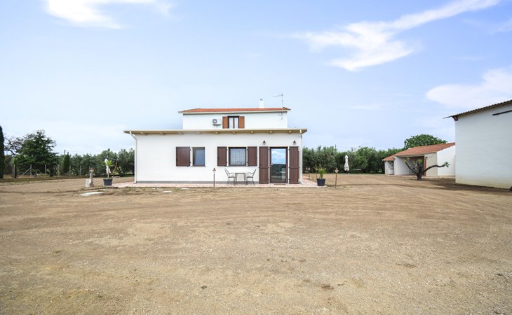 Beautiful home in Montalto di Castro 1