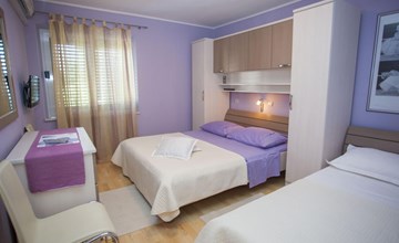 Komfortable Ferienwohnung mit Terrasse in Bidol 2