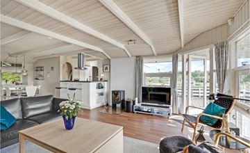 Stunning home in Hejls with kitchen 2