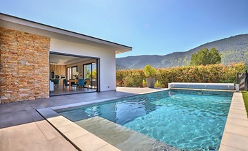 Amazing home in Solliès-Toucas 2