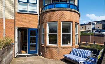 2 bedroom beach front apartment in Bergen aan Zee 2