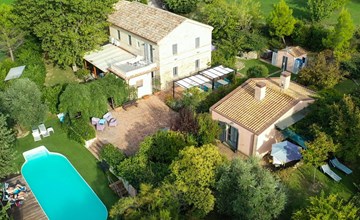 Haus der Musik 270m Veranda, Garten und Pool 2