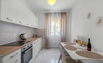 Amazing apartment in Sibenik with WiFi 3