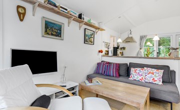Nice home in Nexø with kitchen 2