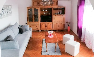 Cozy apartment in Klenovica with house sea view 3
