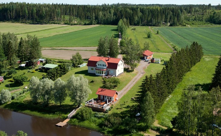 Mustijoenranta 1