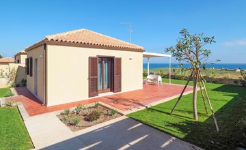 Nice home in Marina di Modica with WiFi 2
