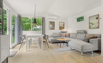 2 bedroom stunning home in Væggerløse 2