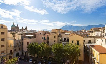 Wohnung im Stadtzentrum von Palermo, nur einen Steinwurf vom Teatro Massimo ent 2