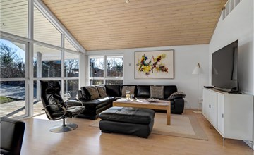 Stunning home in Esbjerg V with kitchen 2