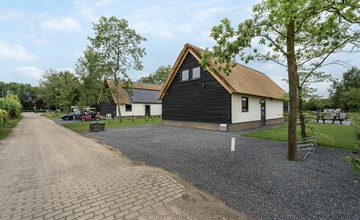 Farm Lodge 676 3