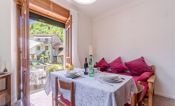 Nice apartment in Loco di Rovegno 2