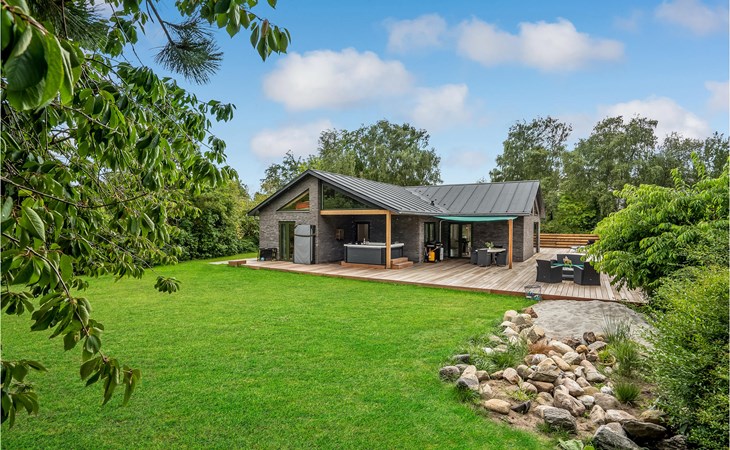 Lovely home in Vordingborg with jacuzzi 1