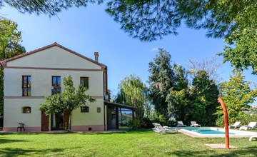 Licht unter den Buchen, Marche Urlaub, privater Pool 2