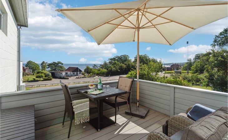 Pet friendly apartment in Allinge 1